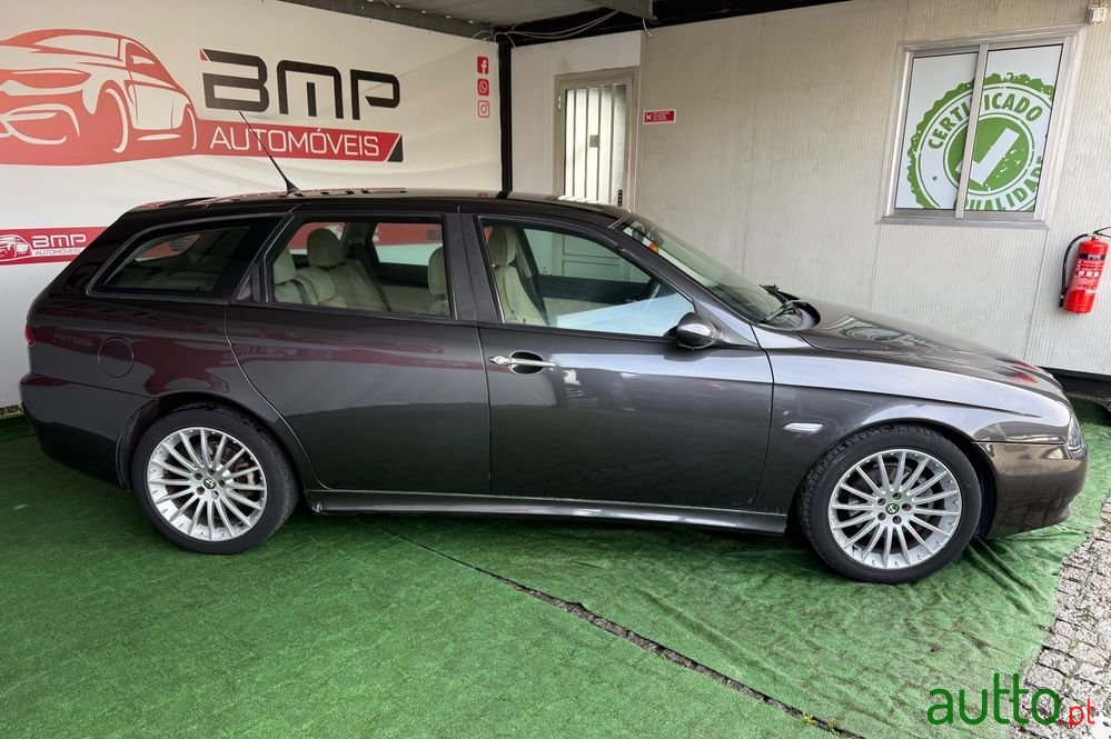2003' Alfa Romeo 156 Sportwagon photo #4