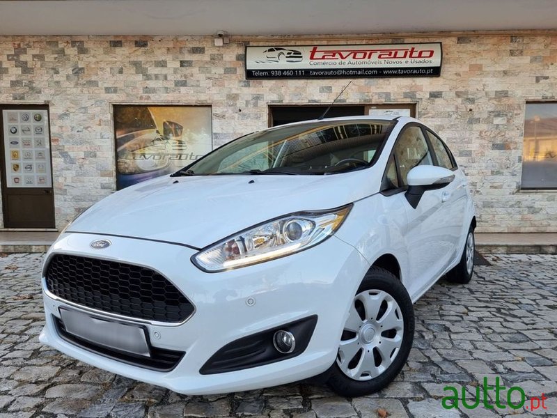 2017' Ford Fiesta 1.5 Tdci Titanium photo #1