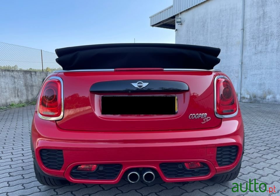 2016' MINI Cabrio photo #6