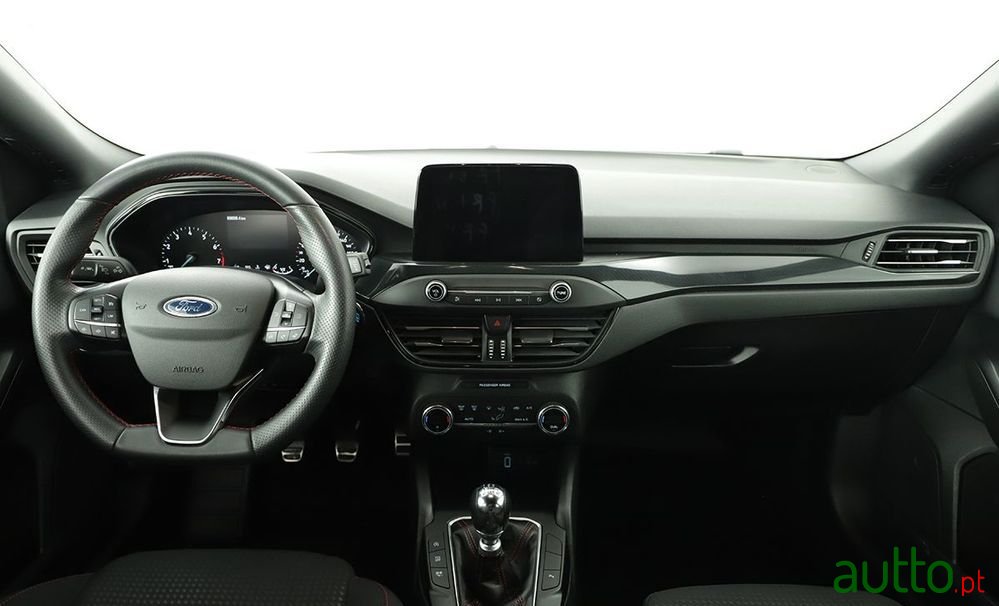 2021' Ford Focus photo #6