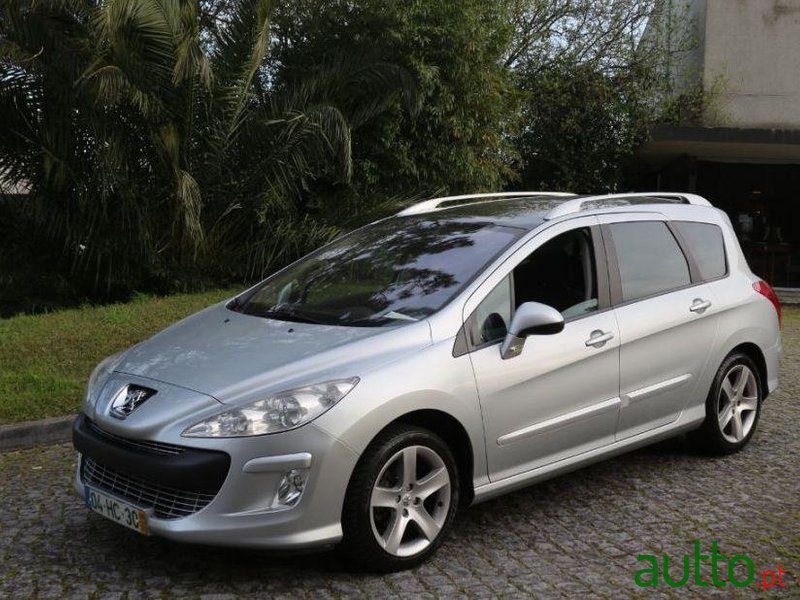 2008' Peugeot 308 Sw photo #1