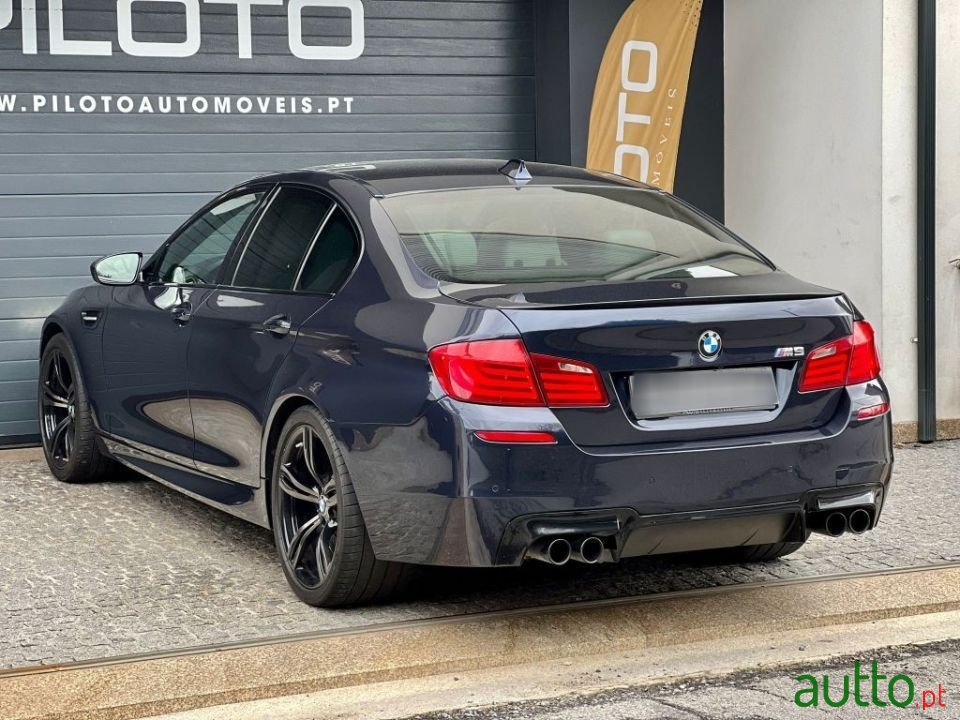 2012' BMW M5 photo #6