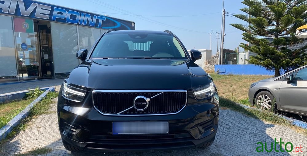 2022' Volvo Xc 40 photo #4