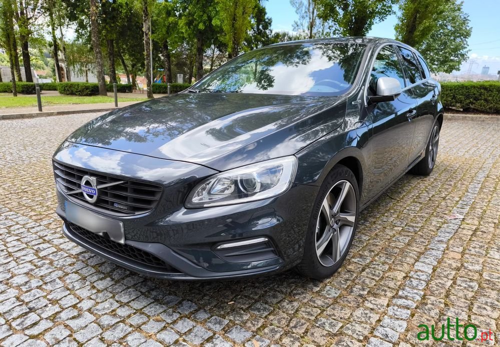 2015' Volvo V60 photo #1