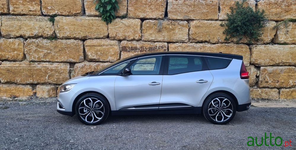 2019' Renault Grand Scenic photo #3