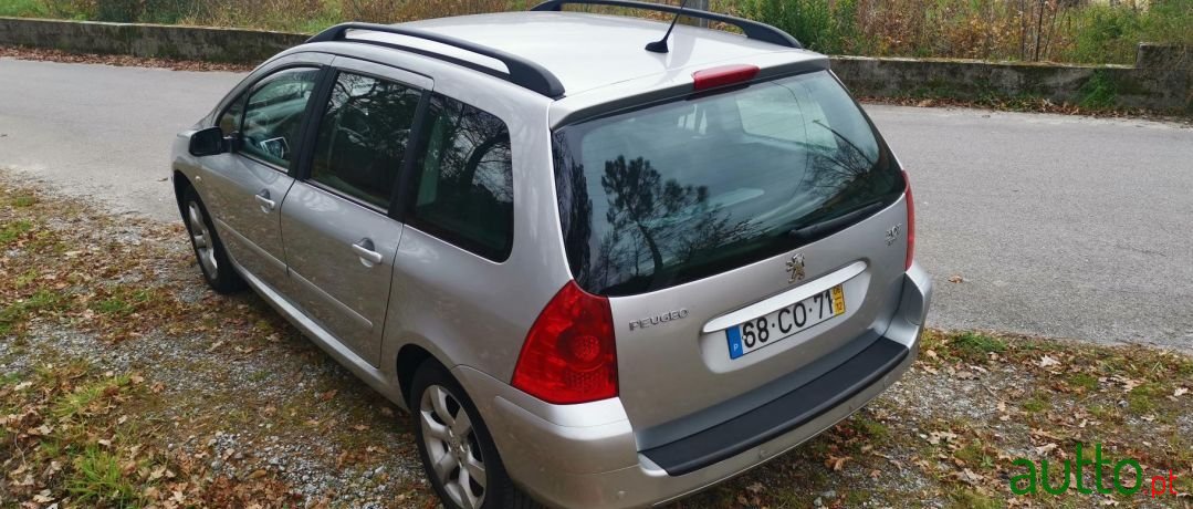 2006' Peugeot 307 Break photo #4