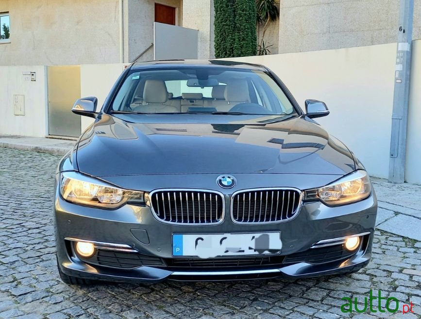 2015' BMW 320 photo #5