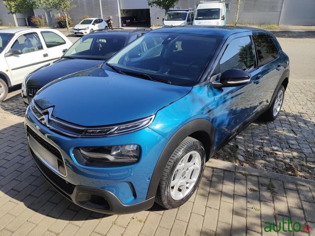 2019' Citroen C4 Cactus photo #1