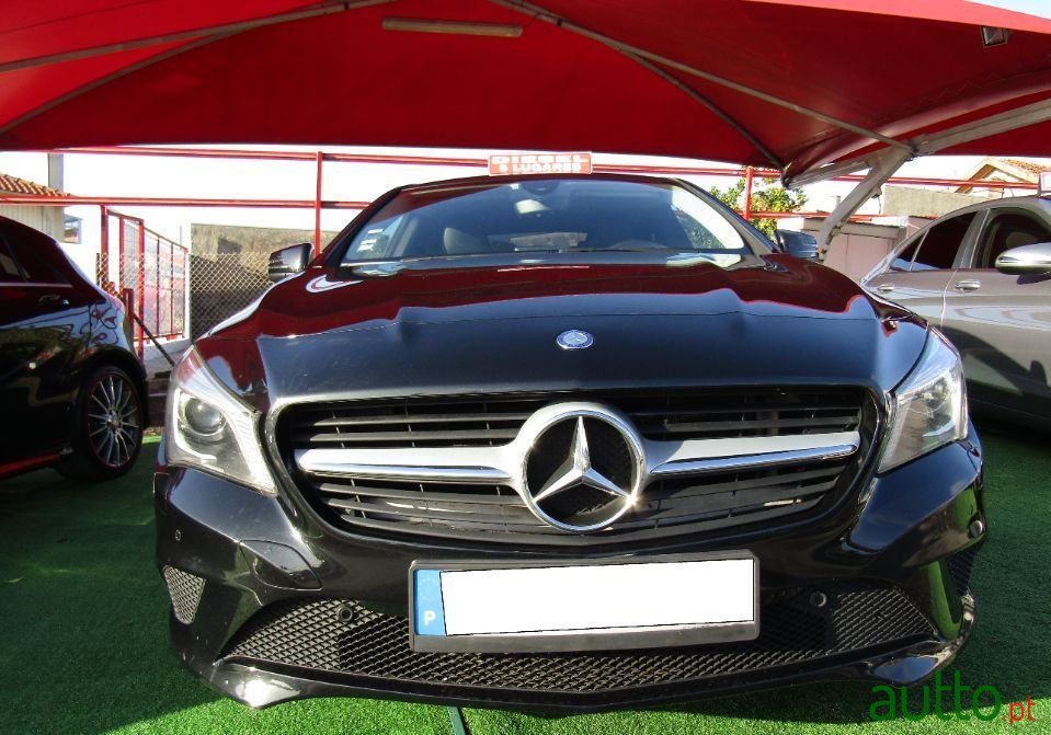 2016' Mercedes-Benz Cla-180 photo #1
