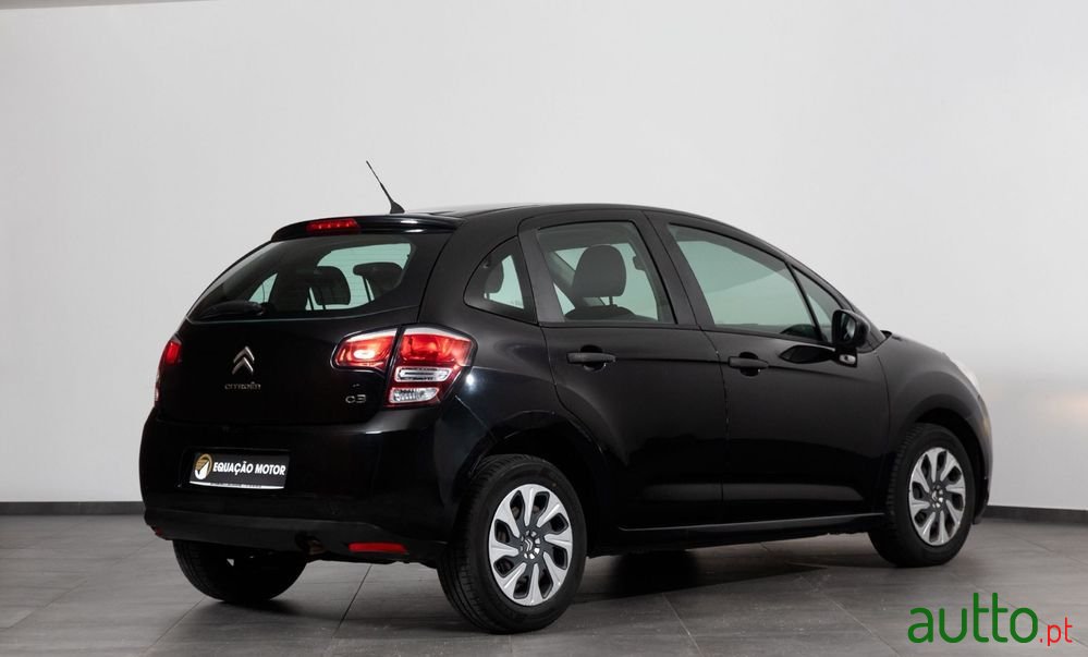 2014' Citroen C3 1.0 Vti Attraction photo #3