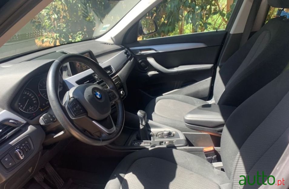 2017' BMW X1 S Drive photo #3