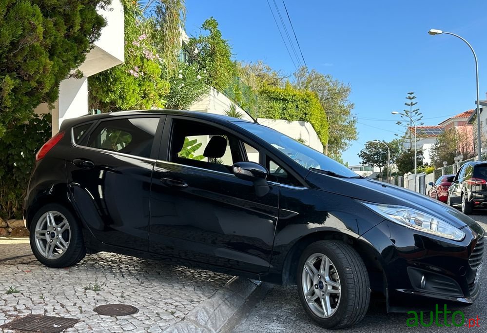 2014' Ford Fiesta 1.5 Tdci Titanium photo #2
