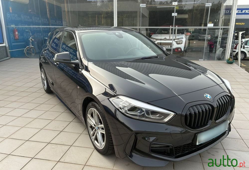 2021' BMW Série 1 photo #3