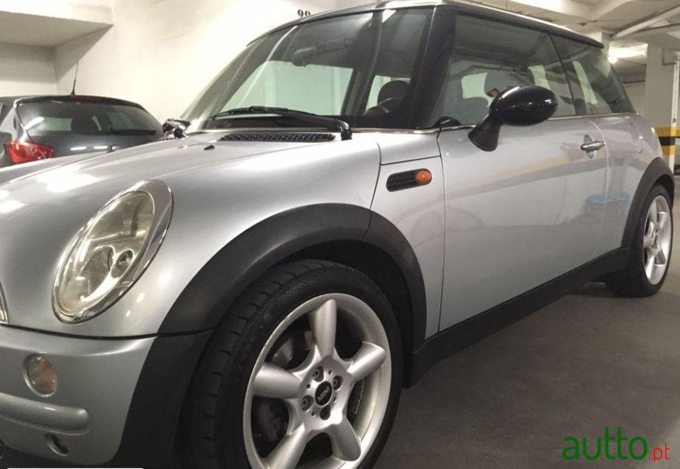 2002' MINI One photo #1