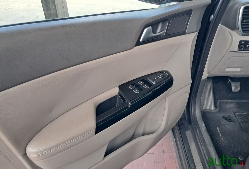 2017' Kia Sportage 1.7 Crdi Isg Tx photo #3