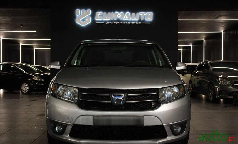 2016' Dacia Sandero photo #2