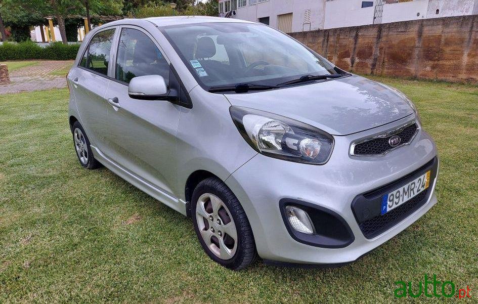 2012' Kia Picanto photo #2