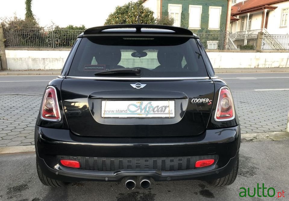 2009' MINI Cooper photo #5