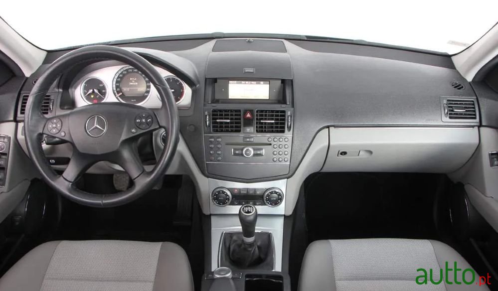 2007' Mercedes-Benz C 200 Cdi Avantgarde photo #2