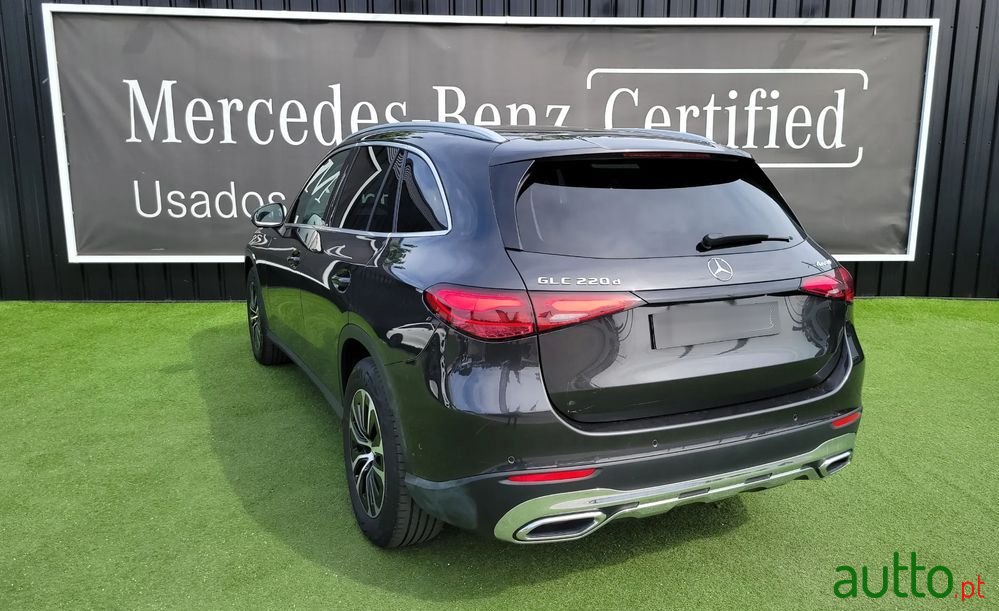 2023' Mercedes-Benz GLC 220 D 4Matic photo #4