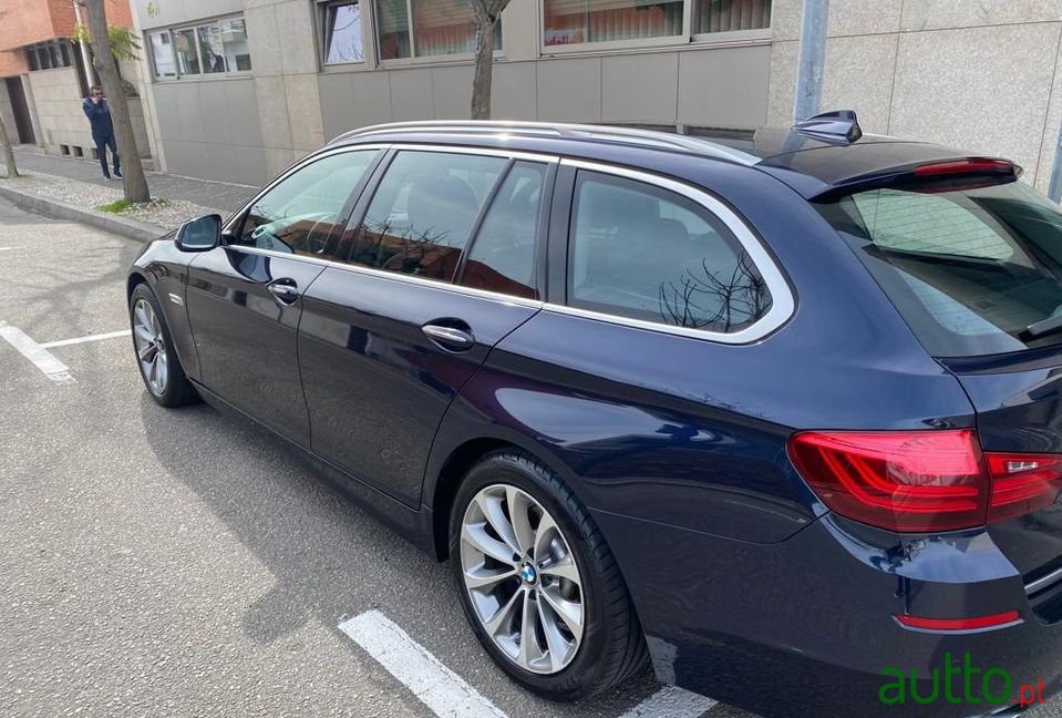 2014' BMW 520 photo #2