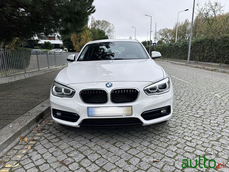 2019' BMW 116 D Line Sport photo #2