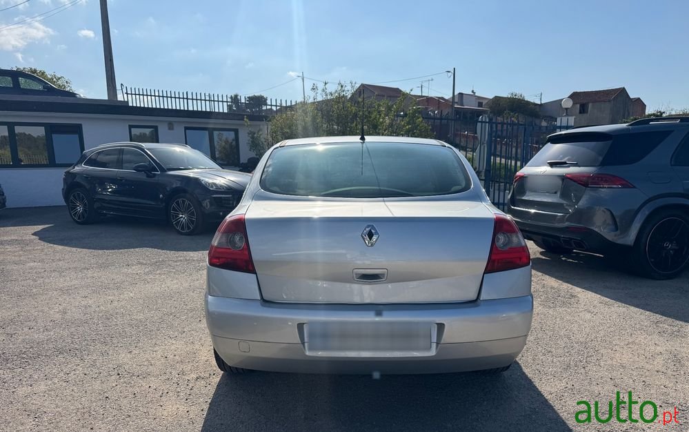 2005' Renault Megane photo #5