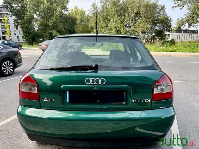 2001' Audi A3 photo #2