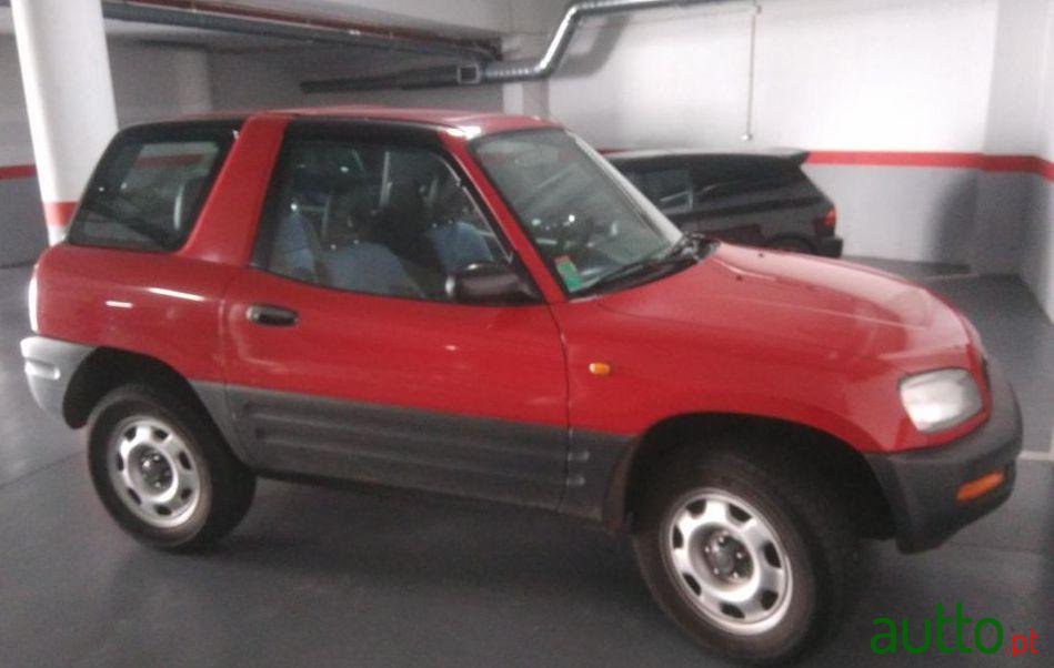 1996' Toyota RAV4 2.0I photo #1