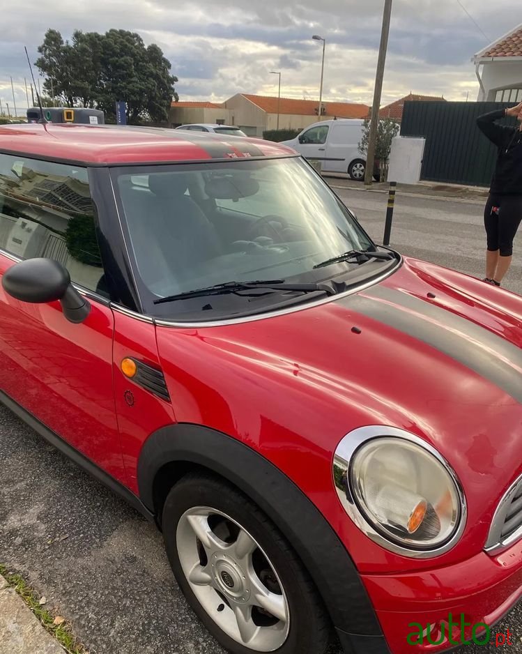 2008' MINI One 3 Portas photo #2