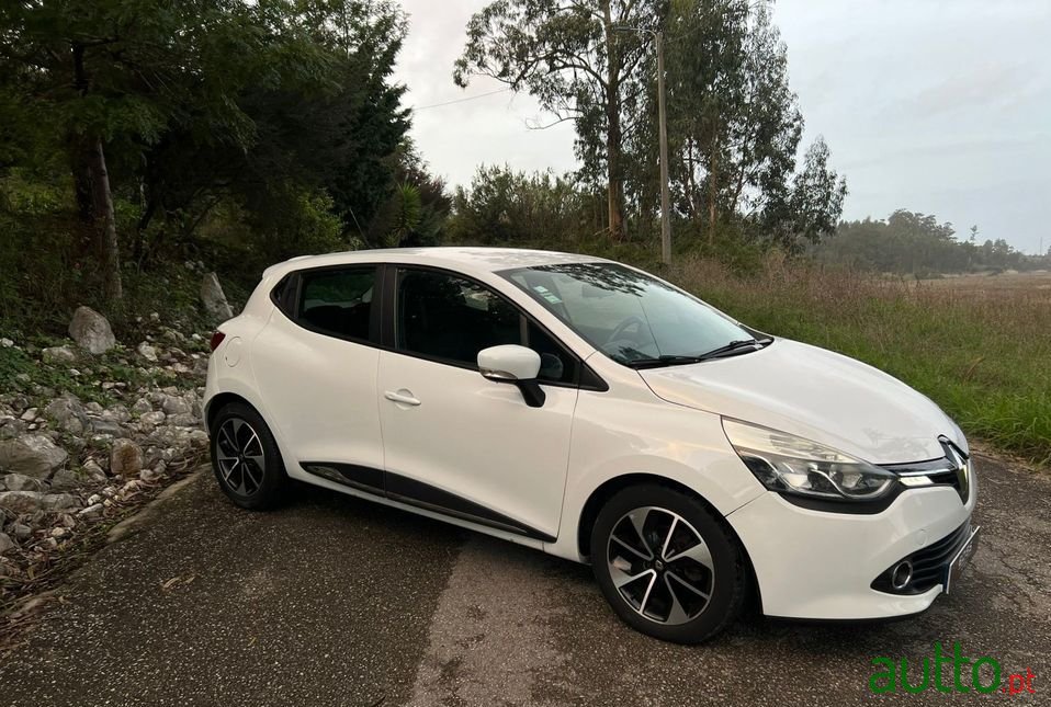2016' Renault Clio photo #5