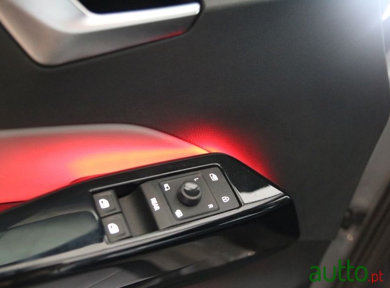 2022' Volkswagen ID.3 photo #6