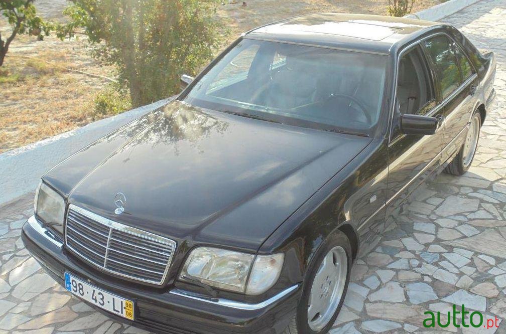 1998' Mercedes-Benz S 300 TD photo #2
