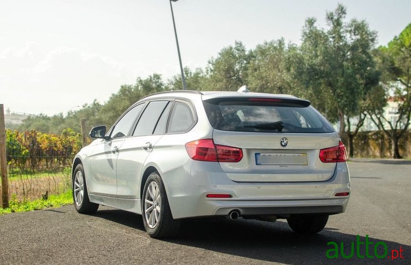 2018' BMW 316 D Touring Advantage photo #4