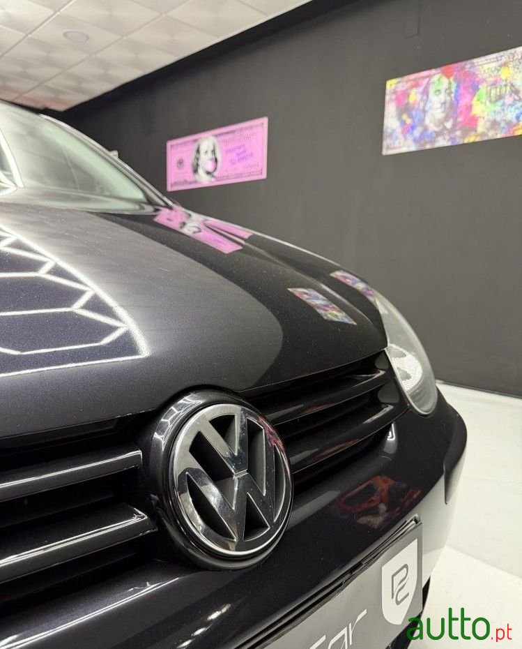 2024' Volkswagen Golf photo #3
