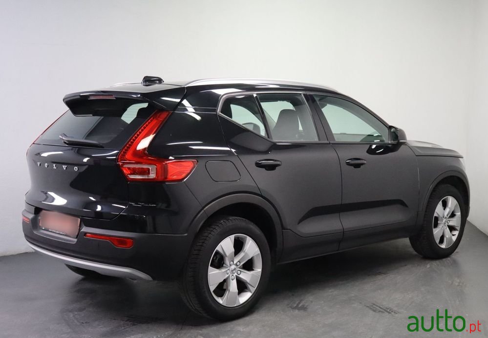 2021' Volvo Xc 40 photo #3