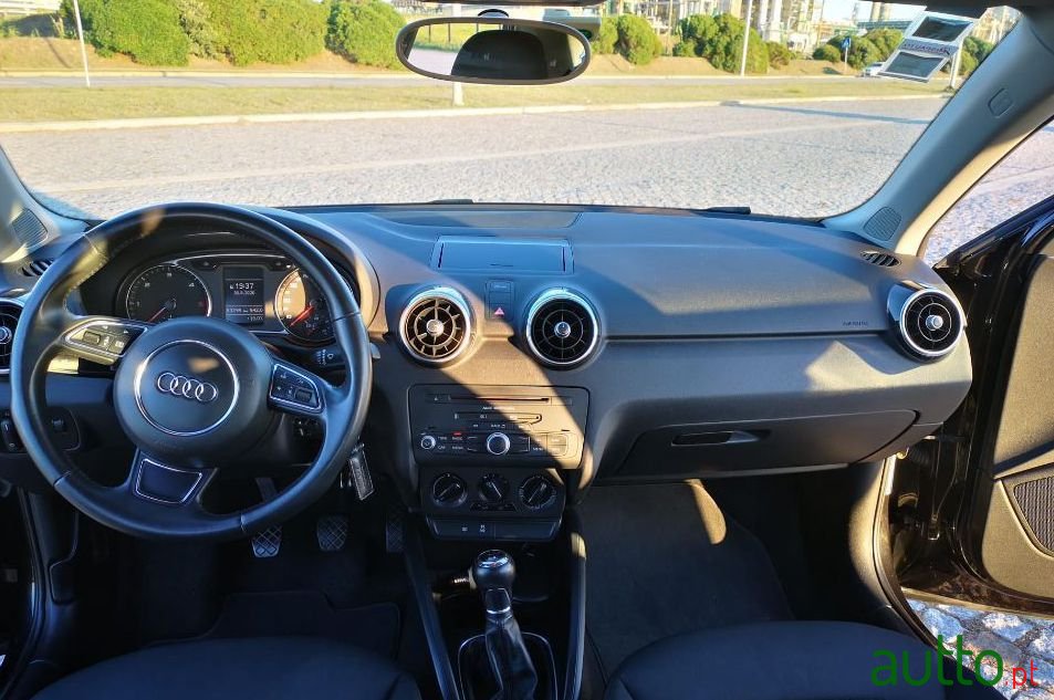 2014' Audi A1 Sportback photo #2