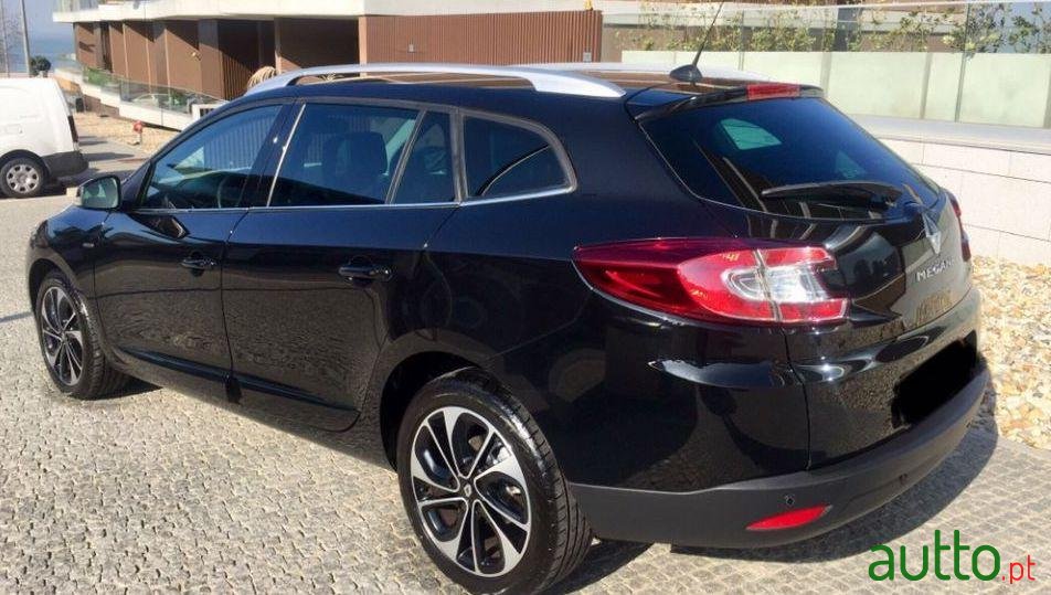 2014' Renault Megane Sport Tourer photo #1