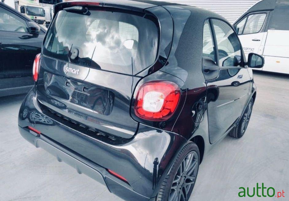2019' Smart Fortwo Kit Brabus photo #2