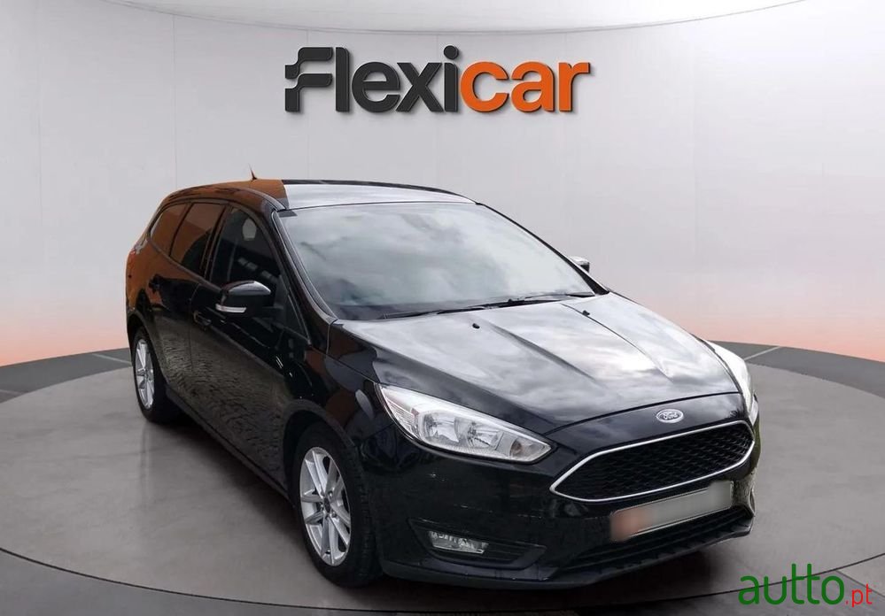 2017' Ford Focus Sw photo #1
