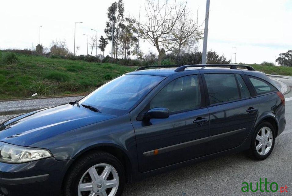 2003' Renault Laguna Break photo #2