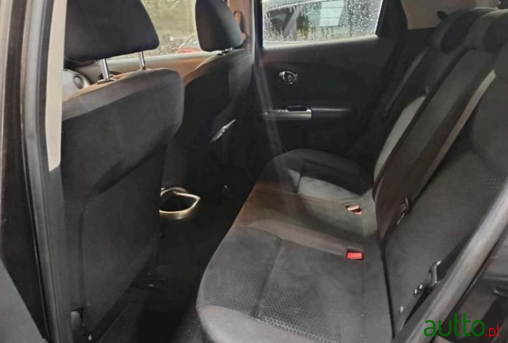 2010' Nissan Juke photo #3