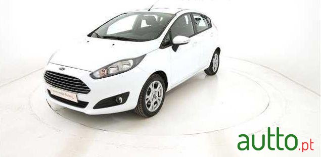 2013' Ford Fiesta 1.5 Tdci Trend photo #2