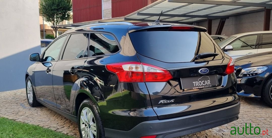 2014' Ford Focus photo #5