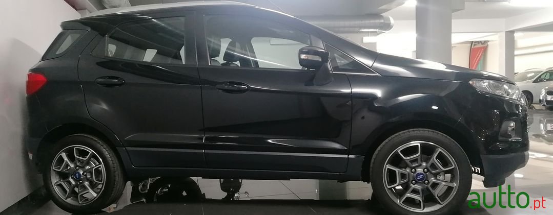 2015' Ford Ecosport photo #4