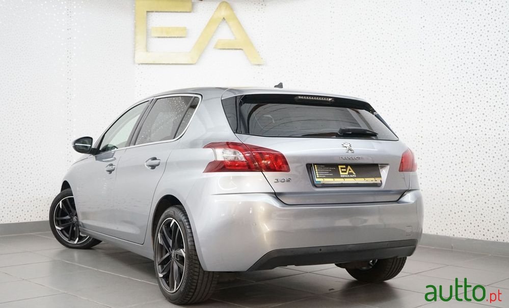 2015' Peugeot 308 1.6 E-Hdi Allure photo #4