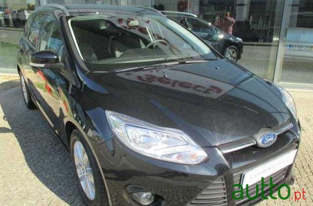 2014' Ford Focus Sw photo #1