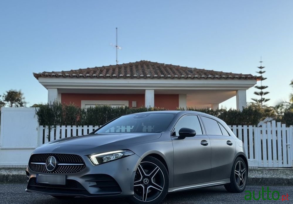 2019' Mercedes-Benz A 180 7G-Dct Amg Line photo #3