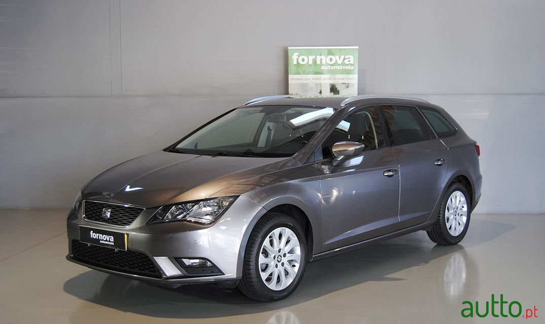 2014' SEAT Leon-St photo #1