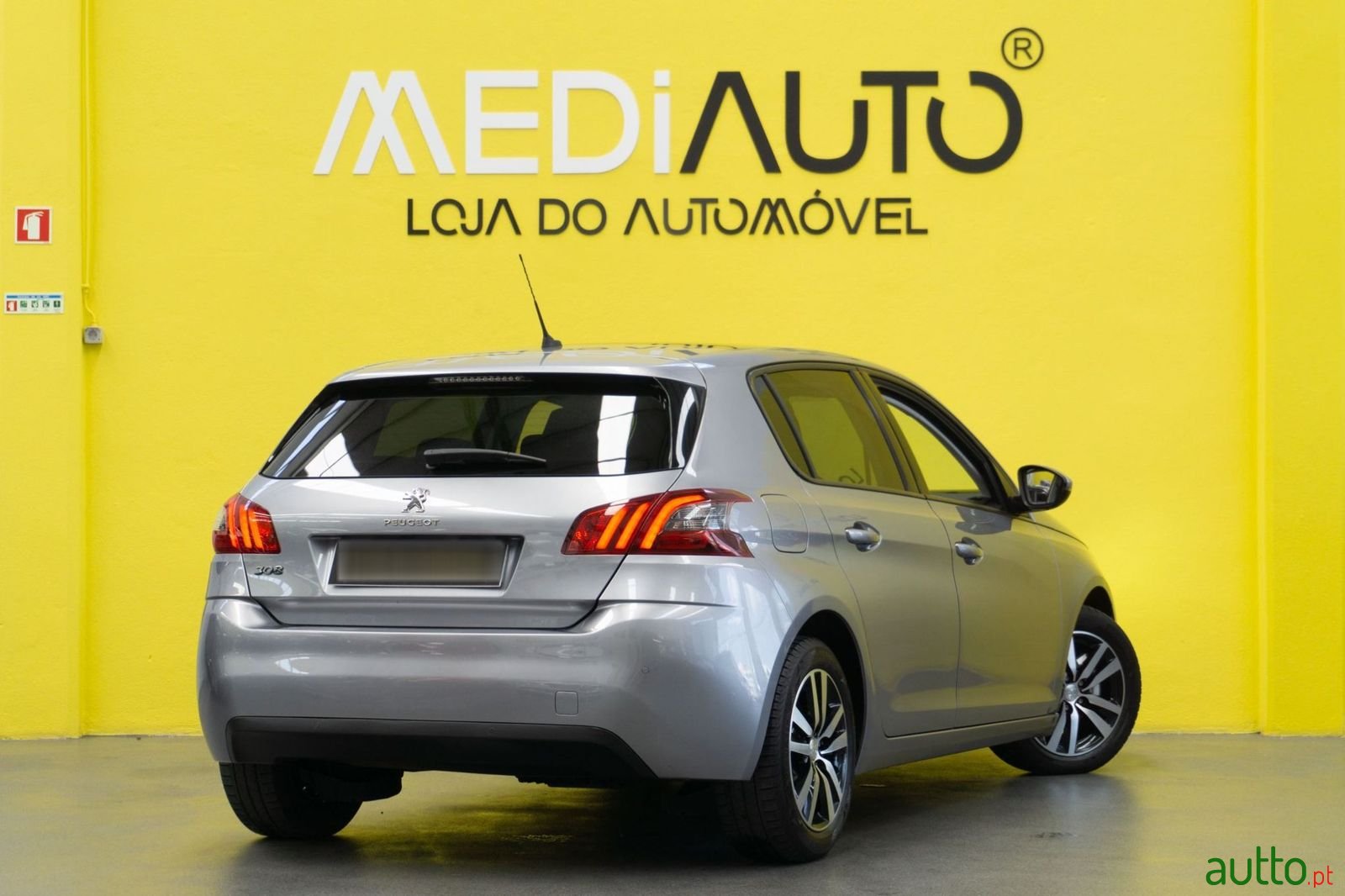 2018' Peugeot 308 photo #6